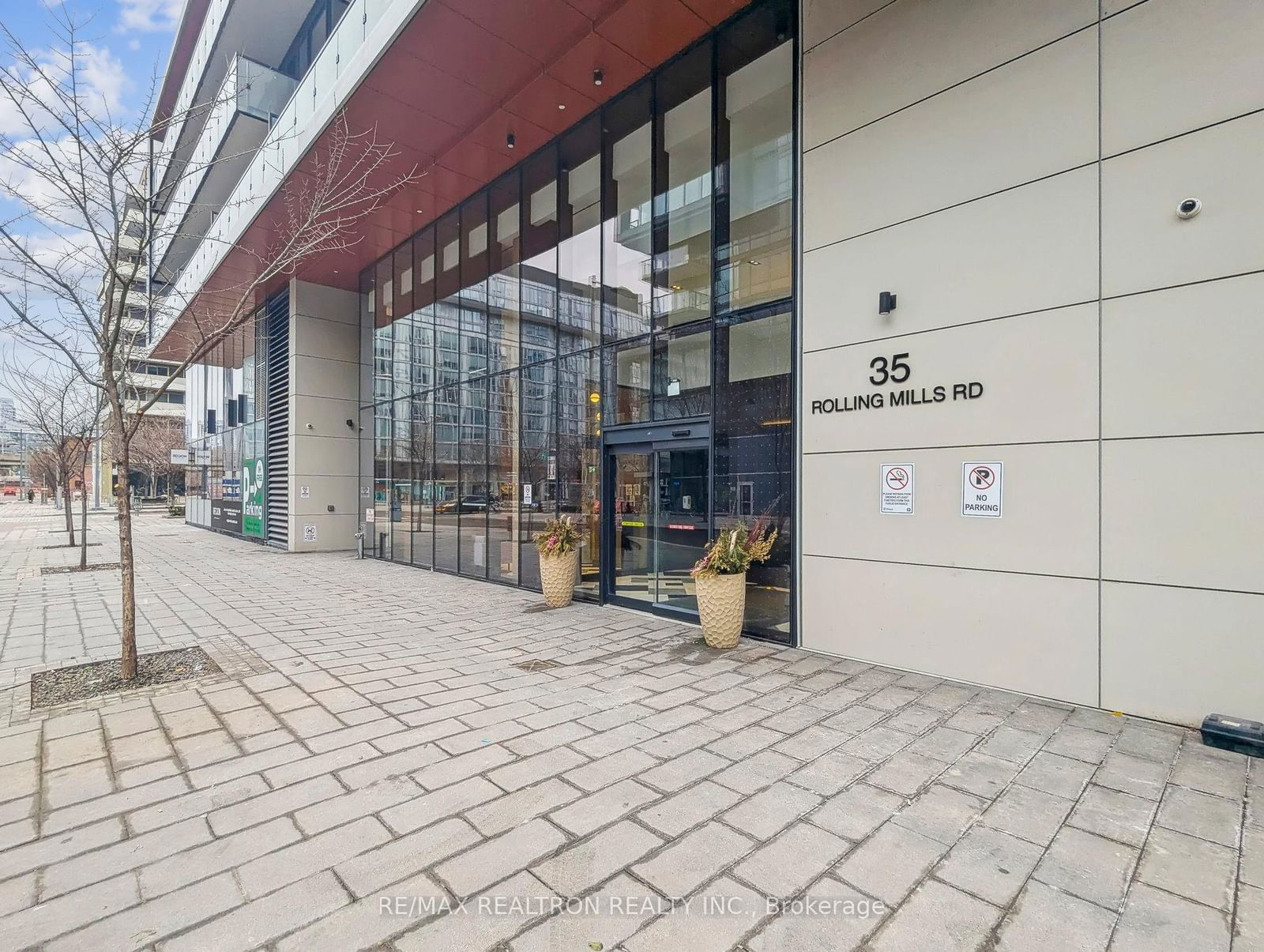 Condo leased at N369-35 Rolling Mills Road, Toronto, Waterfront Communities C8, M5A 0V6 - MLS: C12074201