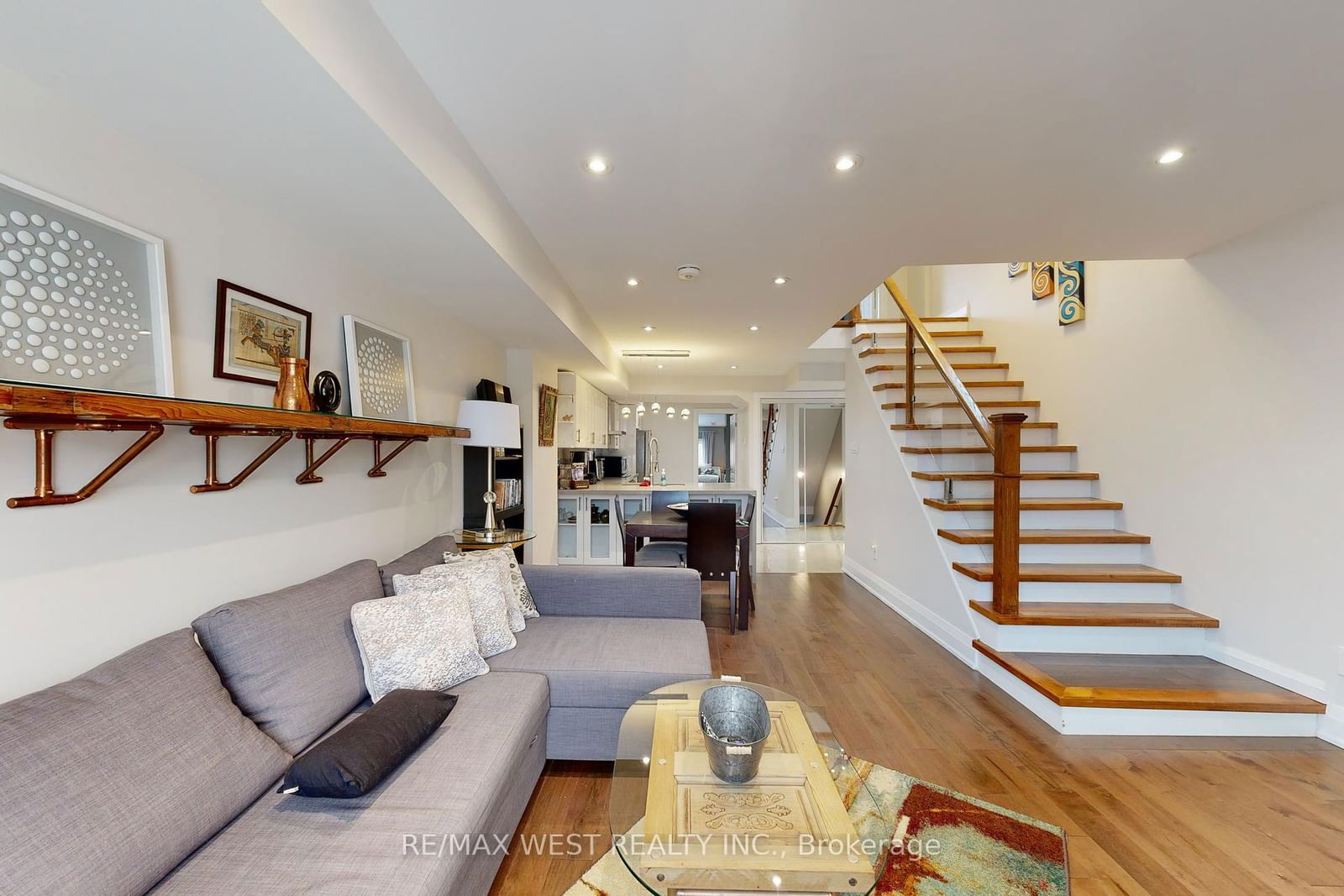 Semi-Detached House leased at Upper-635 Christie Street, Toronto, Wychwood, M6G 3E6 - MLS: C12074595