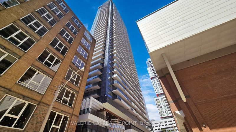 home for lease on 4829-28 Widmer Street