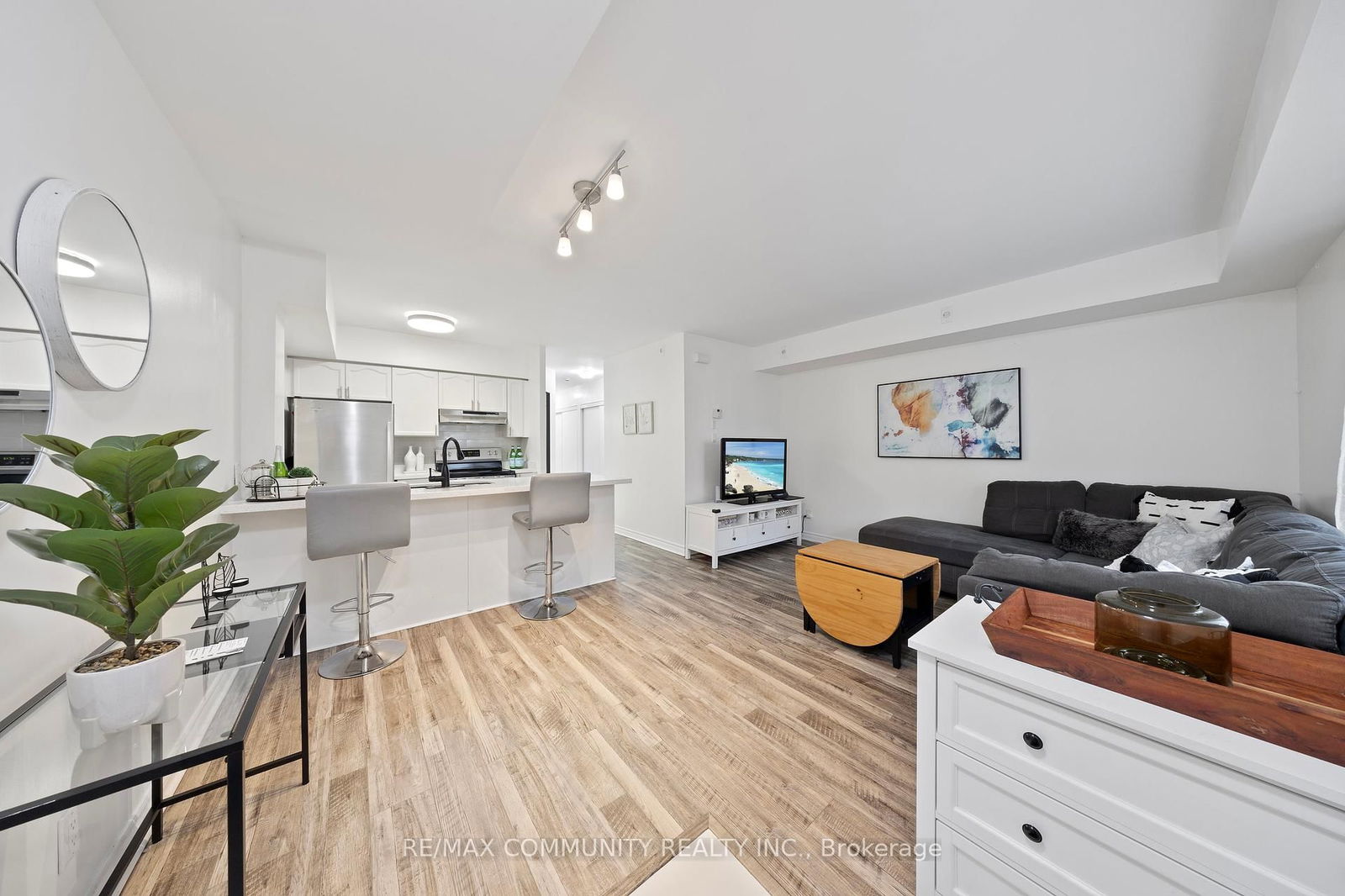 Townhouse for sale at 101-1 Sudbury Street, Toronto, Niagara, M6J 3W6 - MLS: C12075593