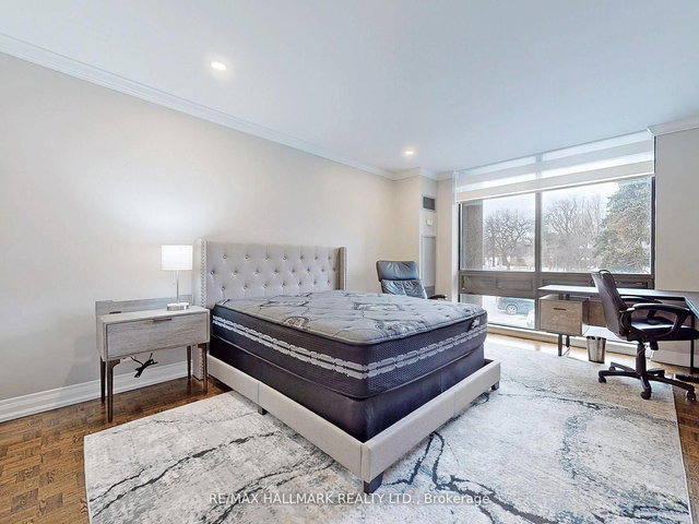 201 - 619 Avenue Road