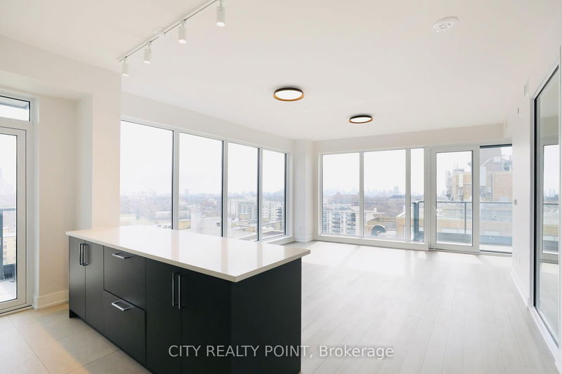 home for lease on 1007-2525 Bathurst Street