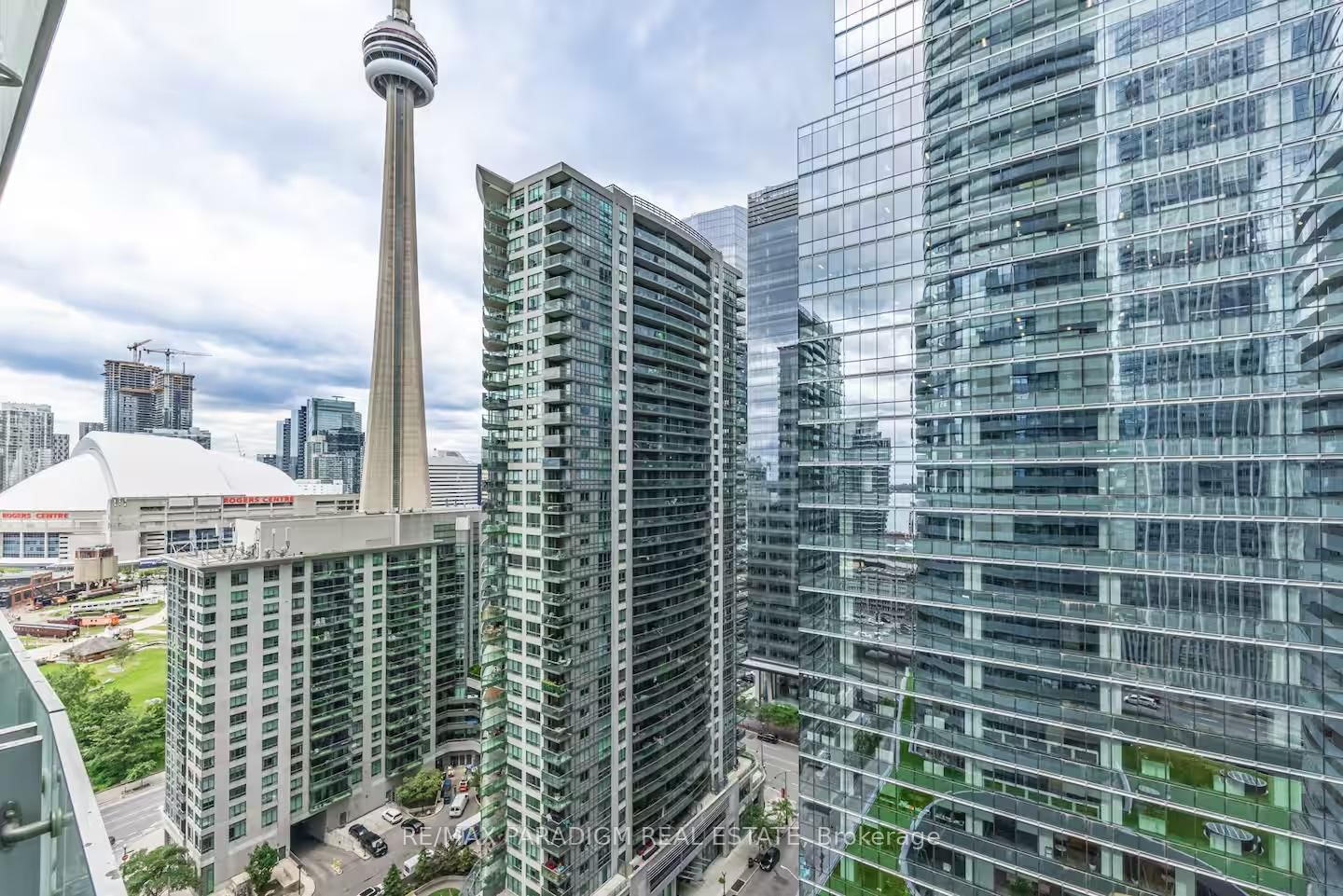 Condo leased at 1810-12 York Street, Toronto, Waterfront Communities C1, M5J 0A9 - MLS: C12076006