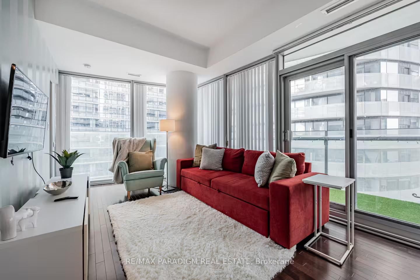 Condo leased at 1810-12 York Street, Toronto, Waterfront Communities C1, M5J 0A9 - MLS: C12076006