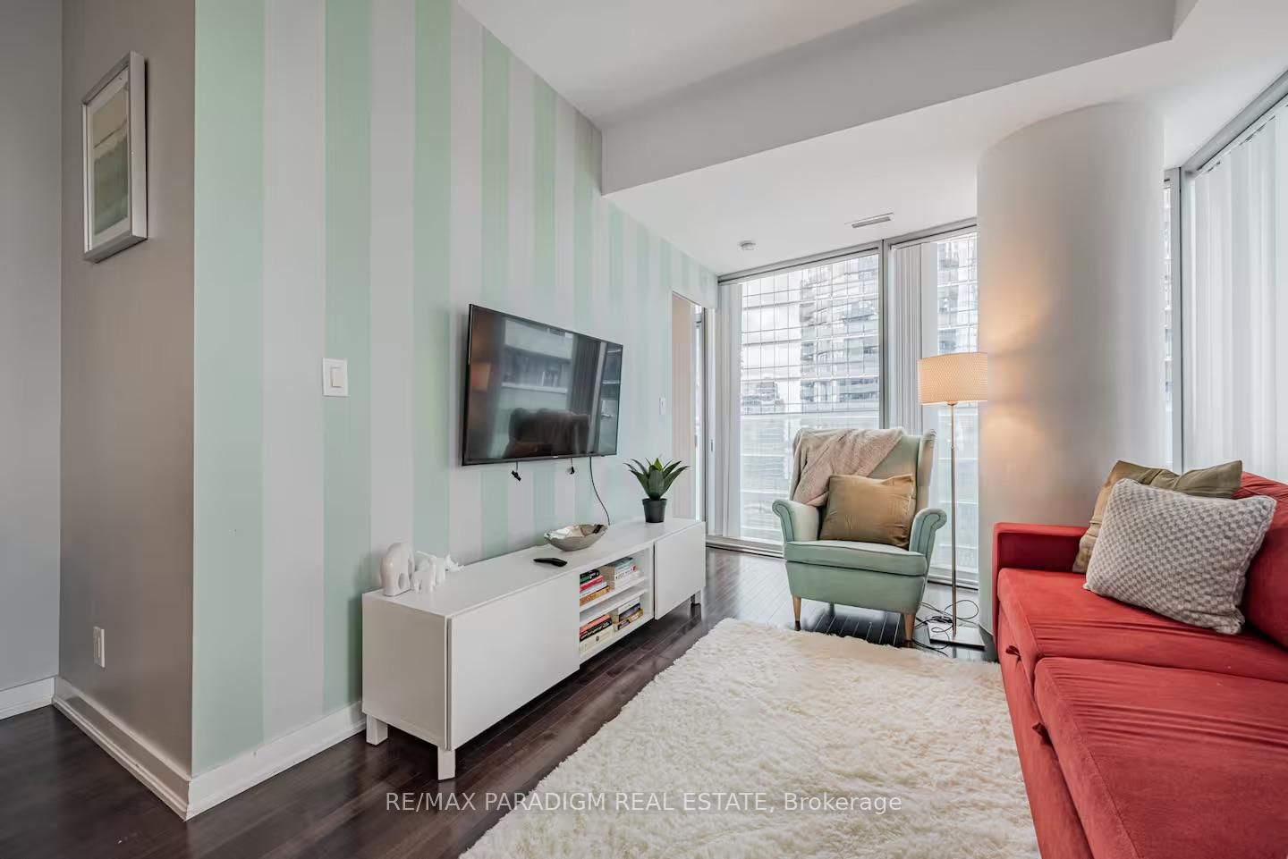 Condo leased at 1810-12 York Street, Toronto, Waterfront Communities C1, M5J 0A9 - MLS: C12076006