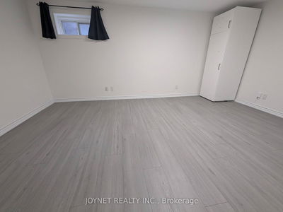 47 Caracas Rd, Toronto - Bayview Village image-0-2
