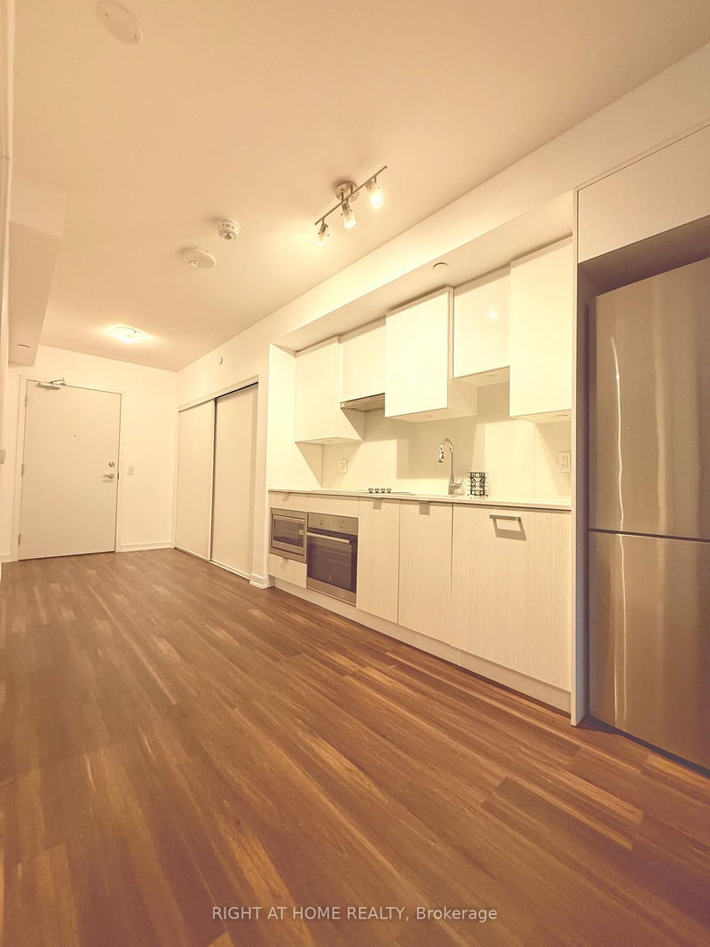home for lease on 1012 Nt-99 Broadway Avenue