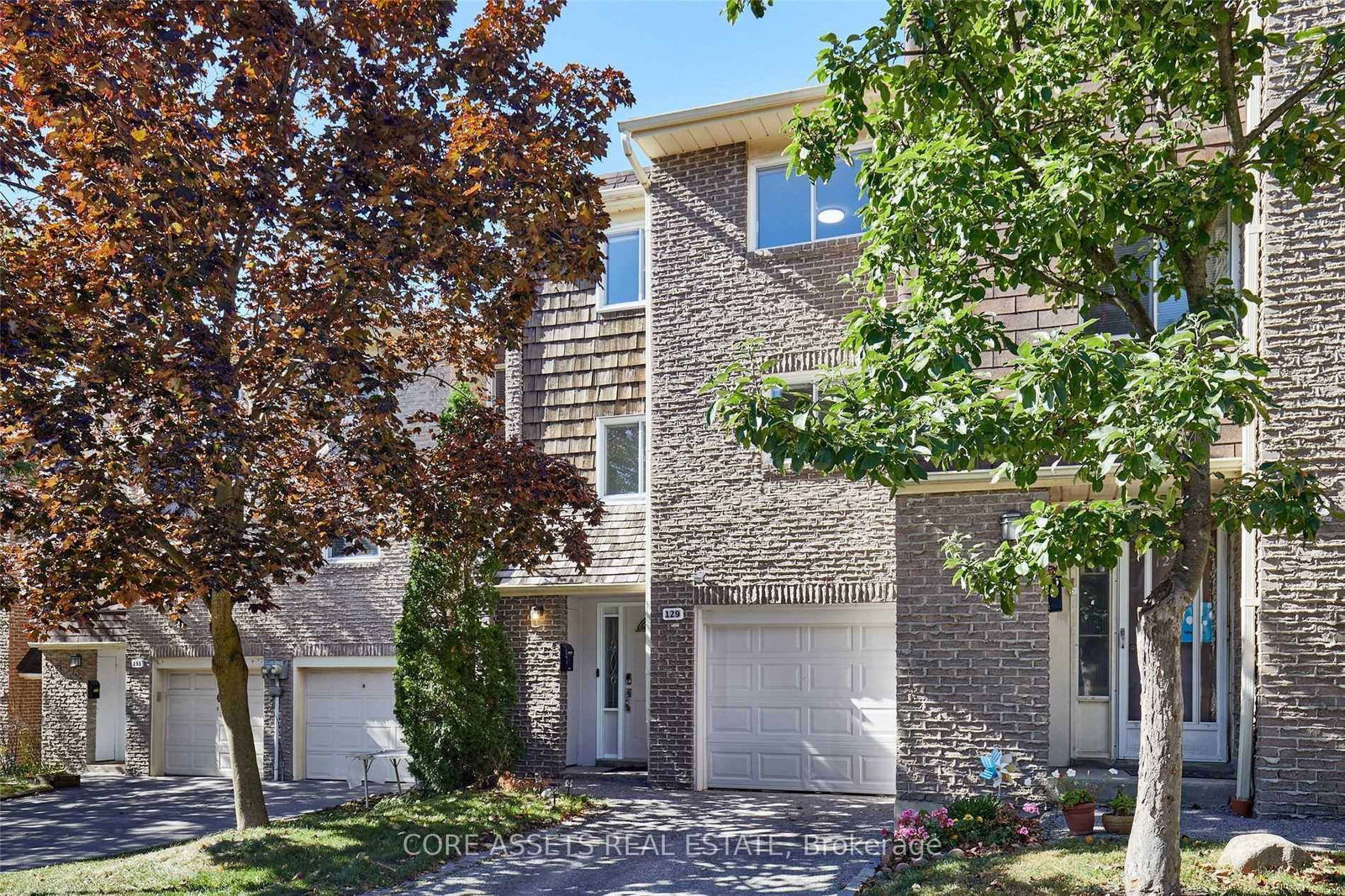 Townhouse leased at 129 Rusty Crest Way, Toronto, Don Valley Village, M2J 2Y4 - MLS: C12076384