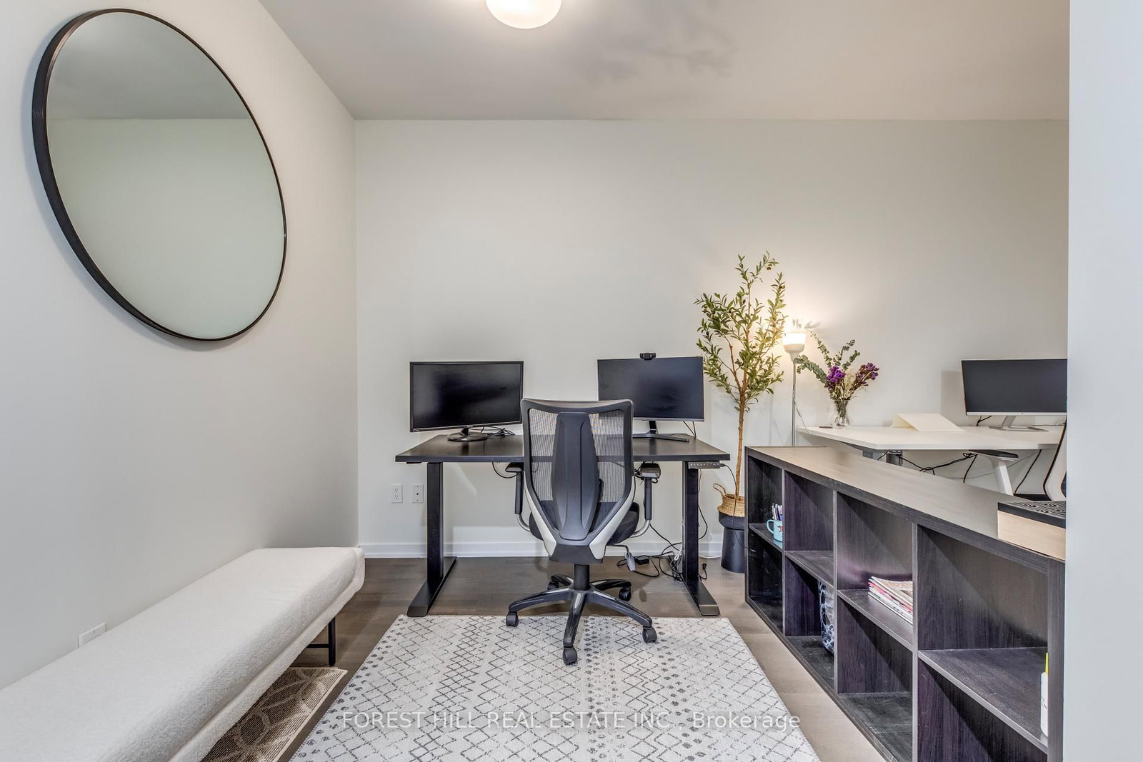 Condo leased at 211-60 Colborne Street, Toronto, Ontario, M5E 0B7 - Church-Yonge Corridor - MLS: C12077828