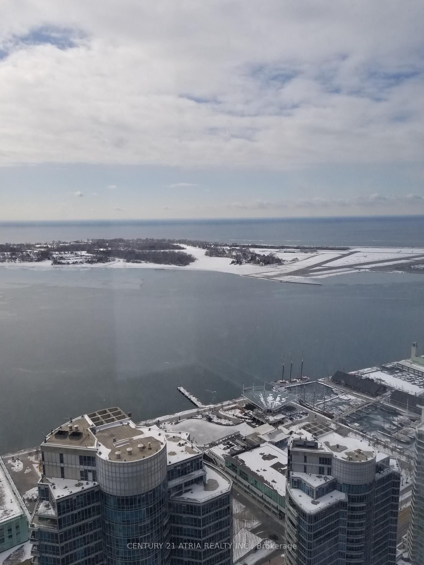 Condo sold at 5709-10 York Street, Toronto, Waterfront Communities C1, M5J 0E1 - MLS: C12077867