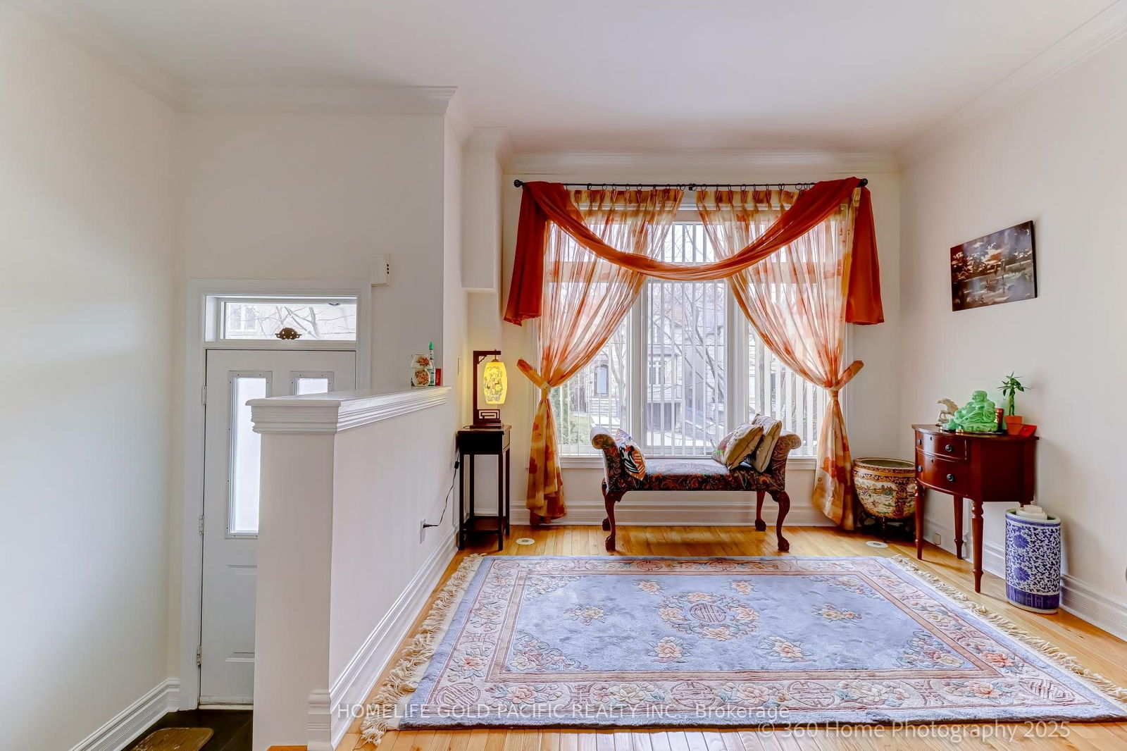 Townhouse sold at 22 Kenneth Avenue, Toronto, Willowdale East, M2N 7B4 - MLS: C12078136