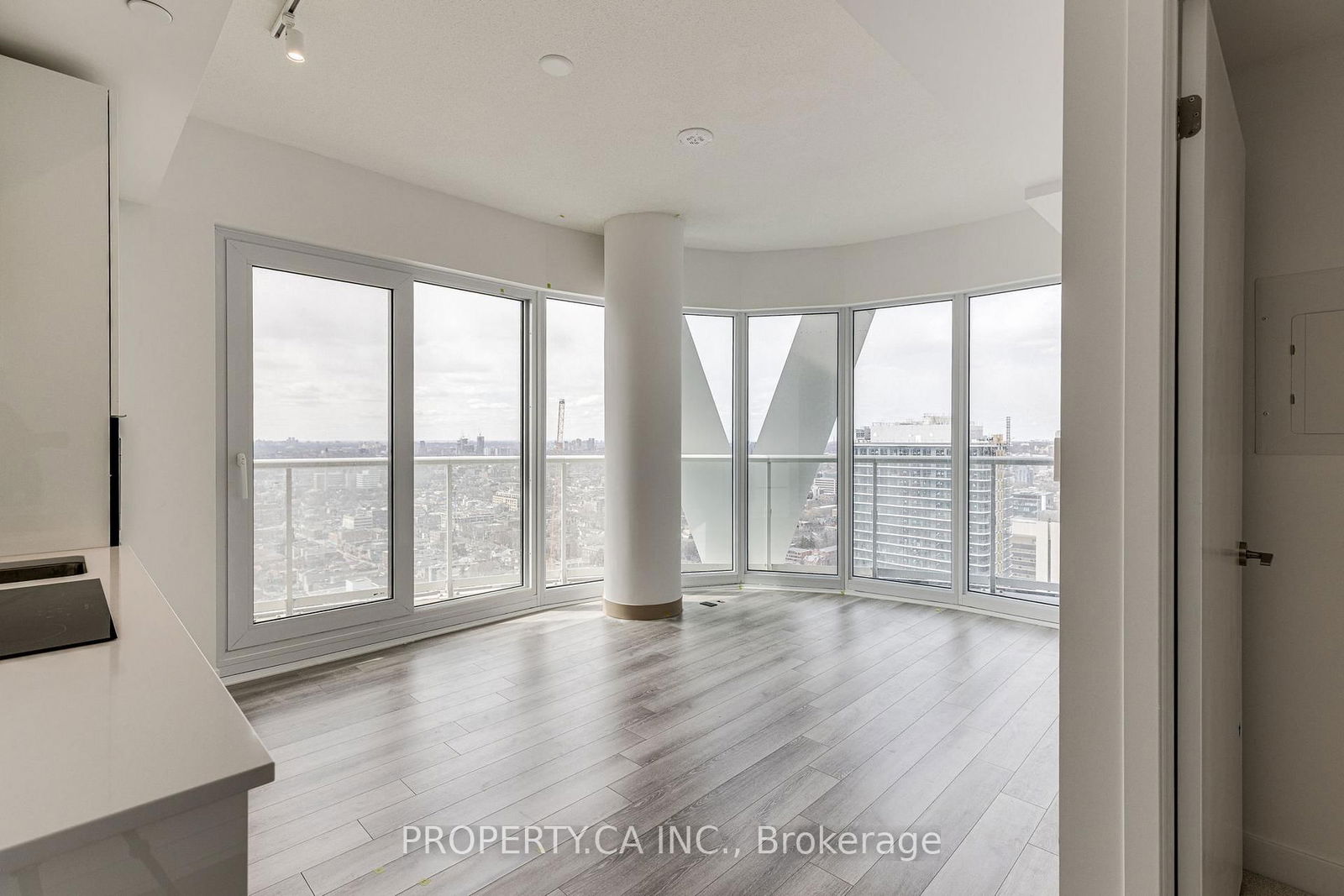 Condo leased at 3419-230 Simcoe Street, Toronto, Kensington-Chinatown, M5T 0G7 - MLS: C12078149