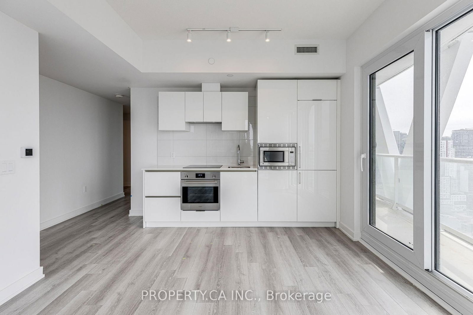 Condo leased at 3419-230 Simcoe Street, Toronto, Kensington-Chinatown, M5T 0G7 - MLS: C12078149