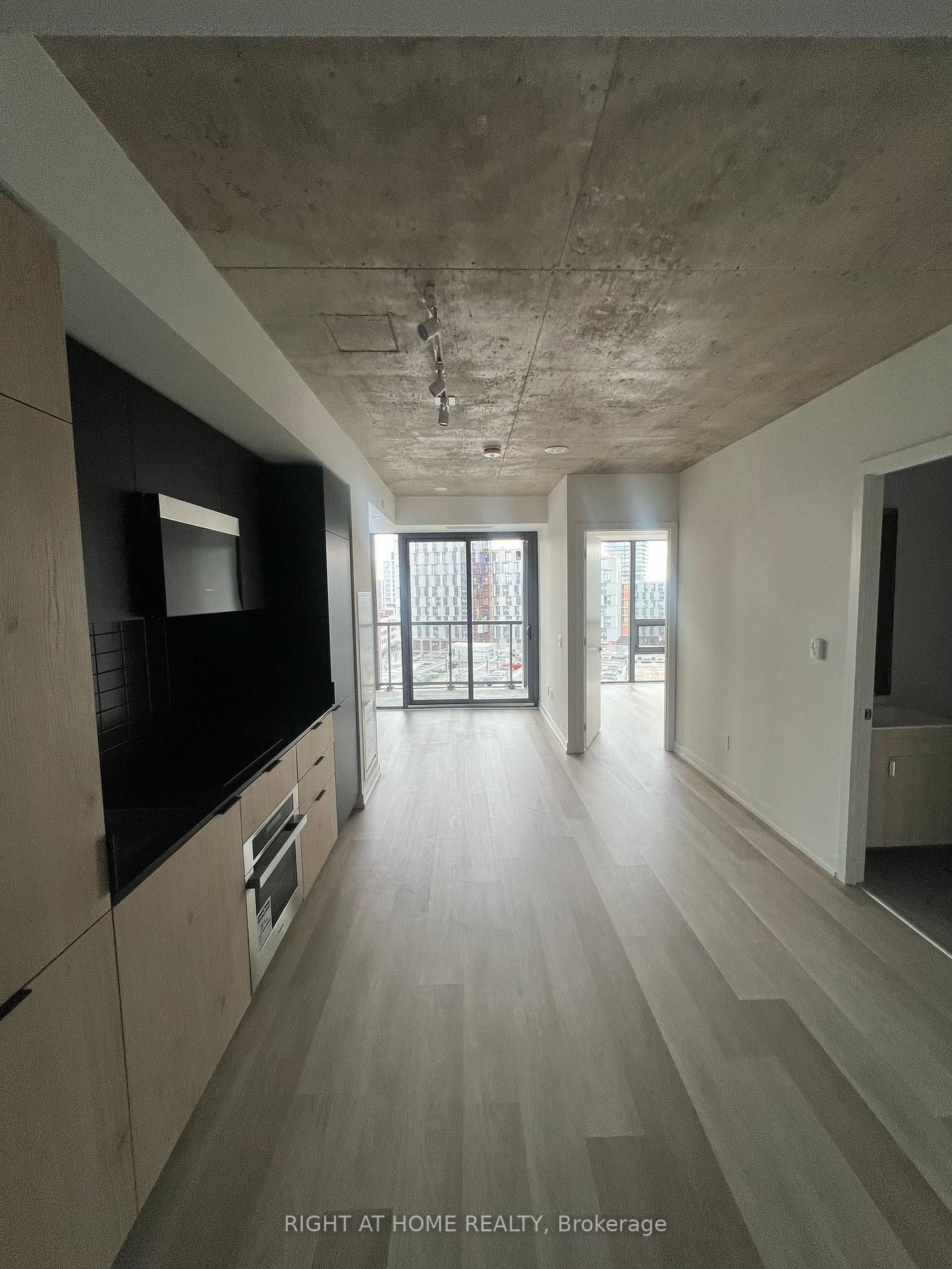 28 Eastern Avenue, Unit 911 - Photo 9