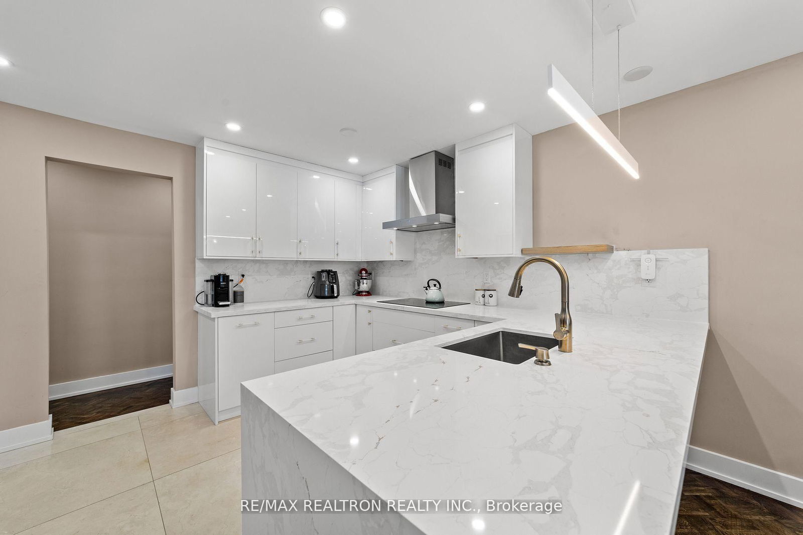 Condo for lease at 1501-130 Neptune Drive, Toronto, Englemount-Lawrence, M6A 1X5 - MLS: C12078897
