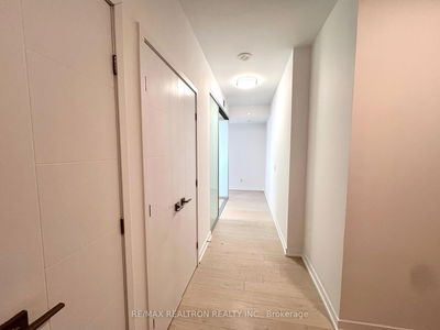 Unit 3907 — 488 University Ave, Toronto - Kensington-Chinatown image-0-2