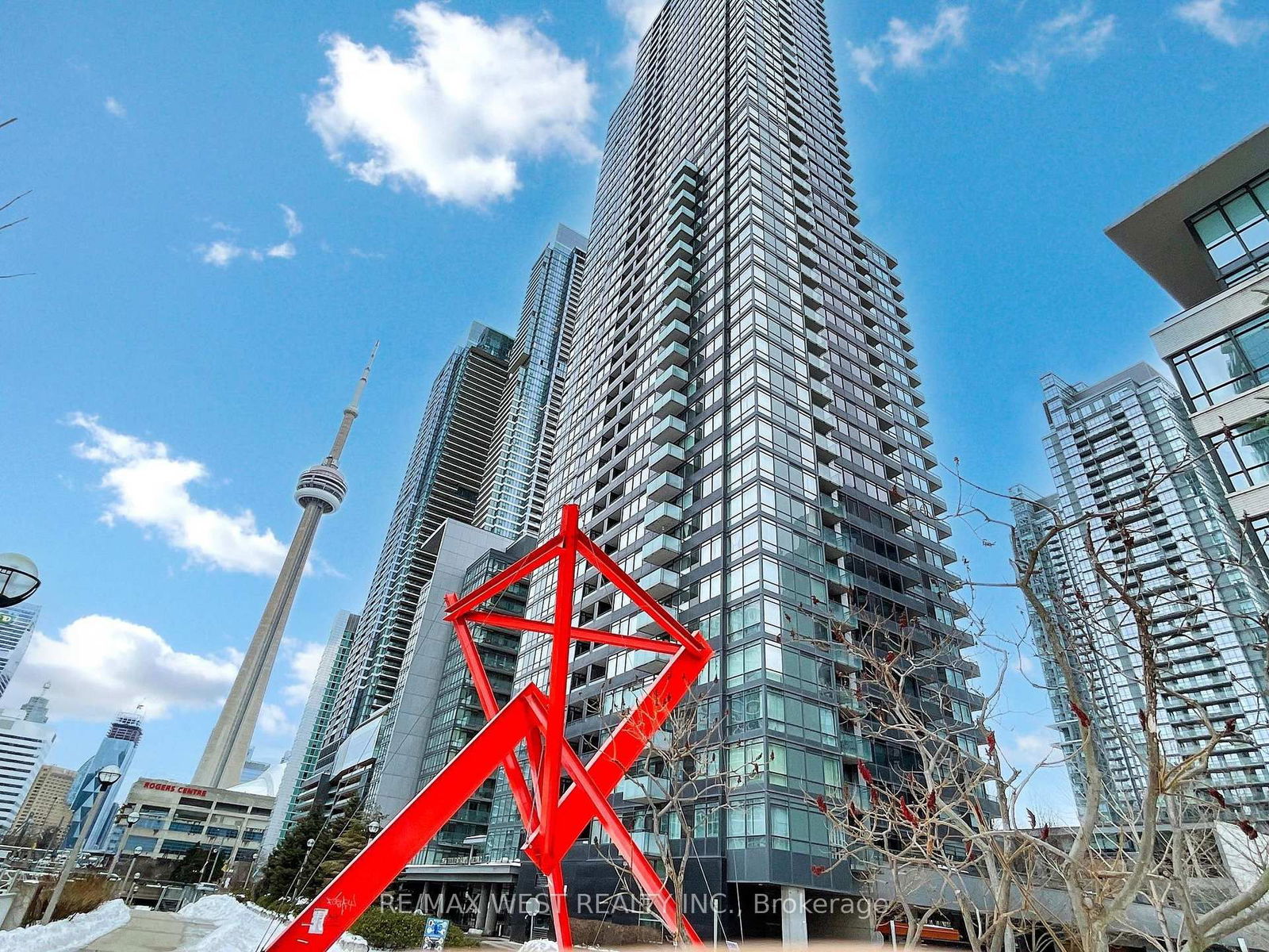 Condo sold at 1915-25 Telegram Mews, Toronto, Waterfront Communities C1, M5V 3Z1 - MLS: C12079467