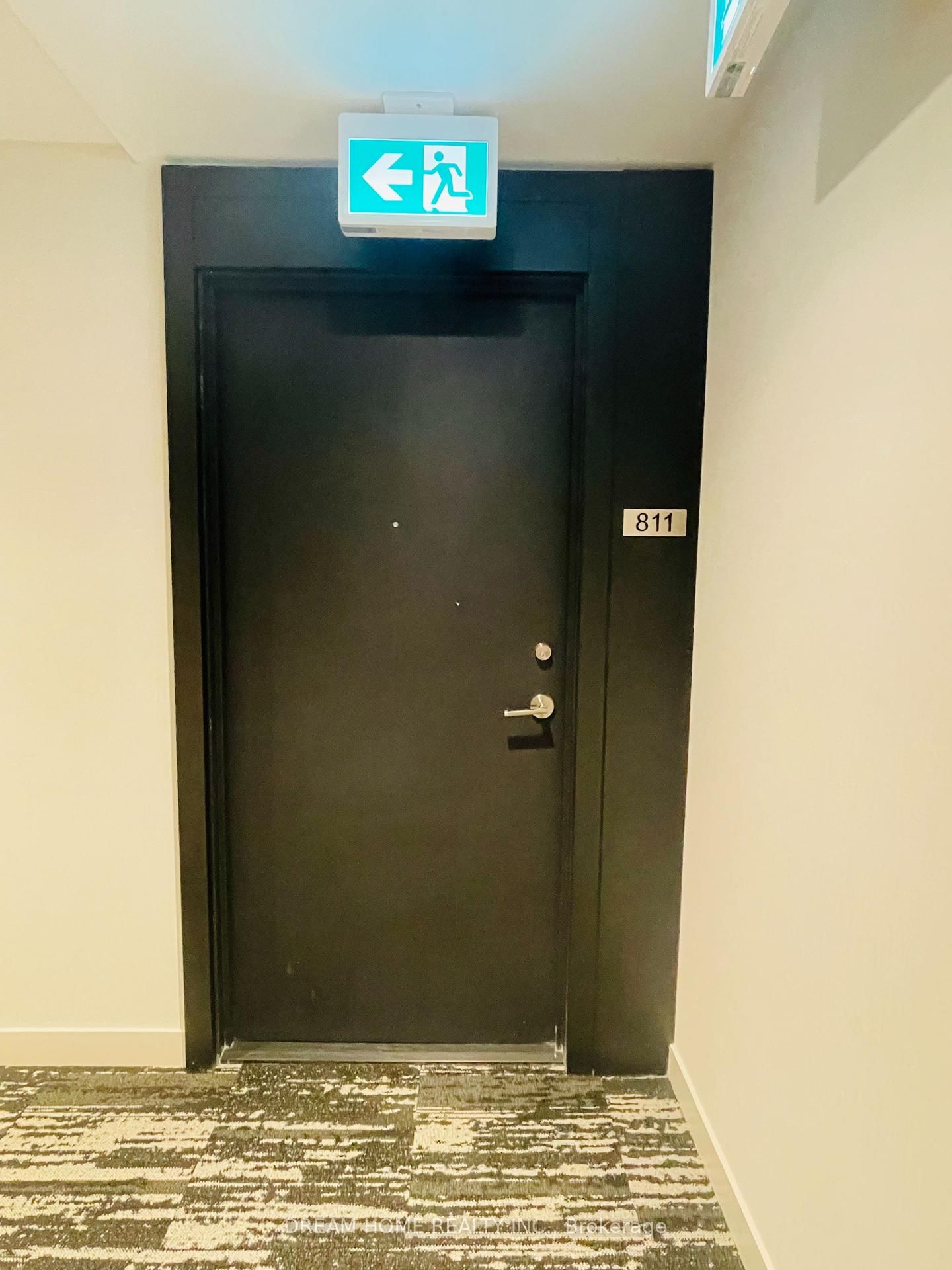Condo for lease at #811-252 Church Street, Toronto, Church-Yonge Corridor, M5B 1Z2 - MLS: C12079864