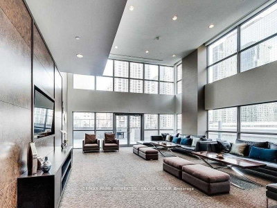 Unit 3807 — 386 Yonge Street — more photos