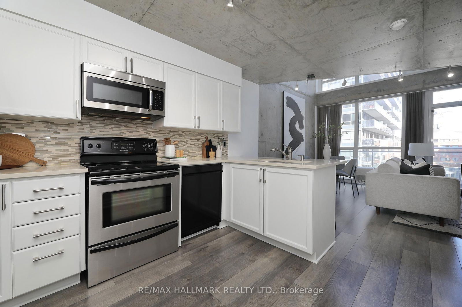 Condo for sale at 818-1029 King Street, Toronto, Niagara, M6K 3M9 - MLS: C12080926