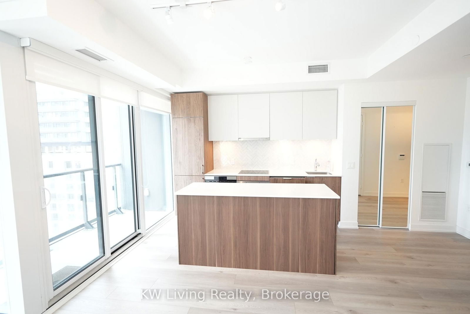 Condo for sale at 1213-158 Front Street, Toronto, Moss Park, M5A 0K9 - MLS: C12081194