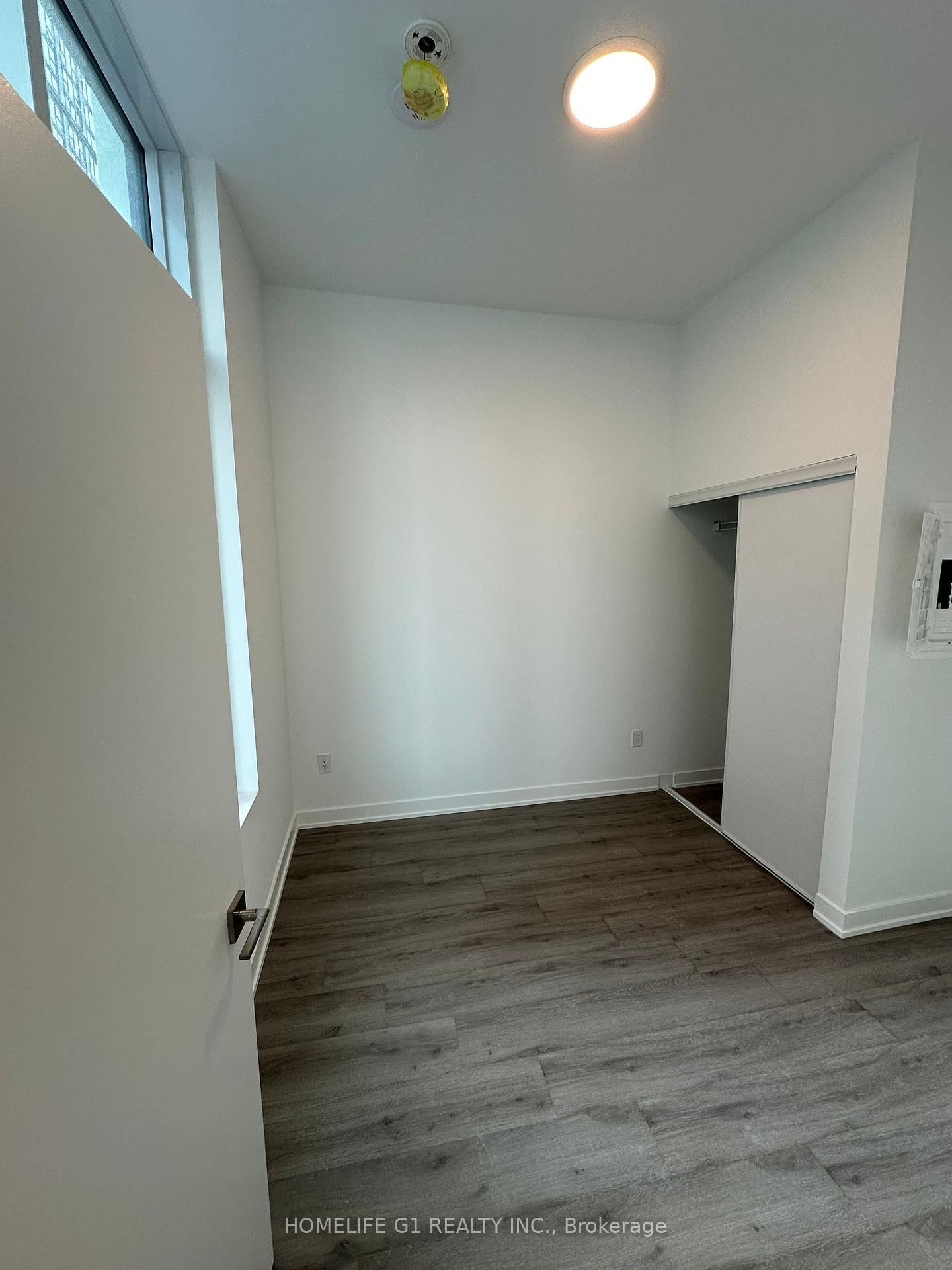 Condo leased at 1005-252 Church Street, Toronto, Ontario, M5B 1Z2 - Church-Yonge Corridor - MLS: C12081253