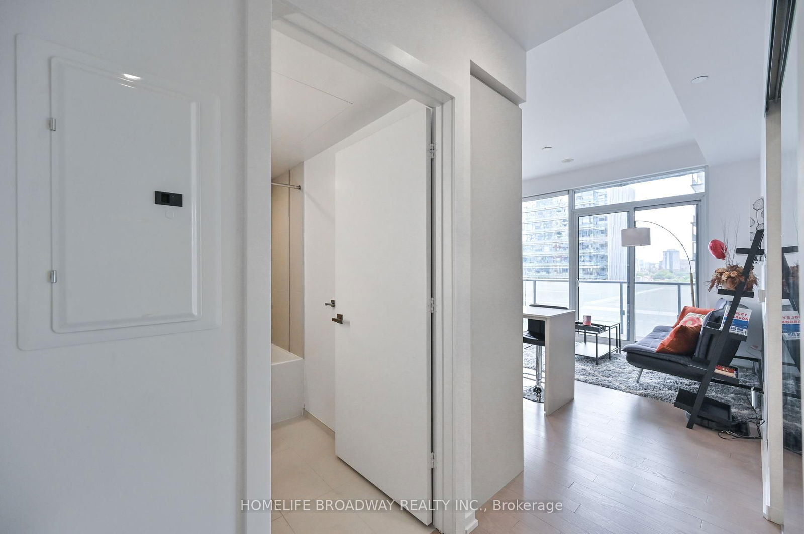 Condo for sale at 1116-101 Peter Street, Toronto, Waterfront Communities C1, M5V 0G6 - MLS: C12081256
