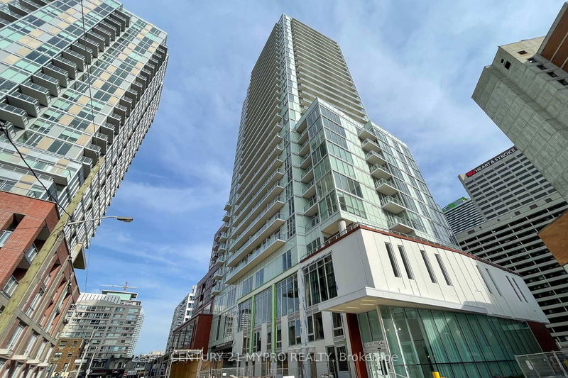 home for sale on 711-33 Helendale Avenue