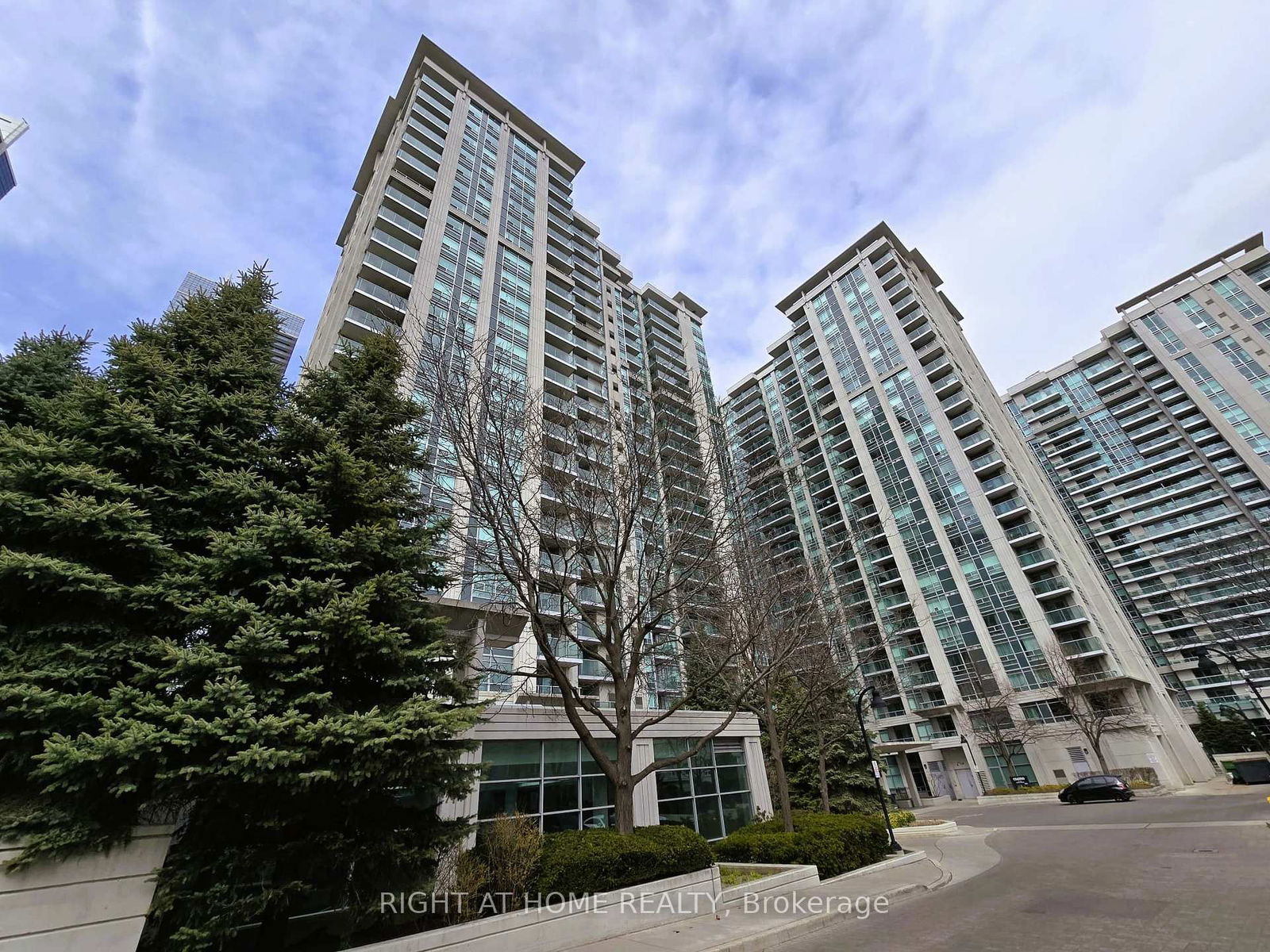 Condo for lease at 610-35 Bales Avenue, Toronto, Willowdale East, M2N 7L7 - MLS: C12082228