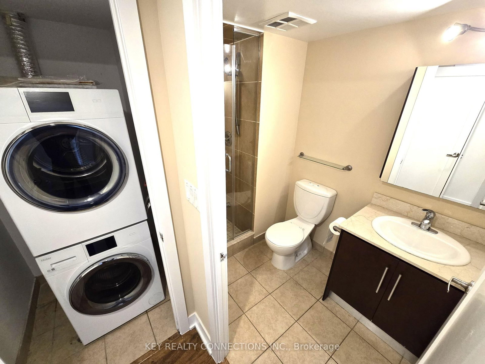 20 Blue Jays Way, Unit 906 - Photo 19