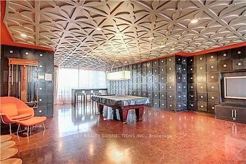 20 Blue Jays Way, Unit 906 - Photo 21