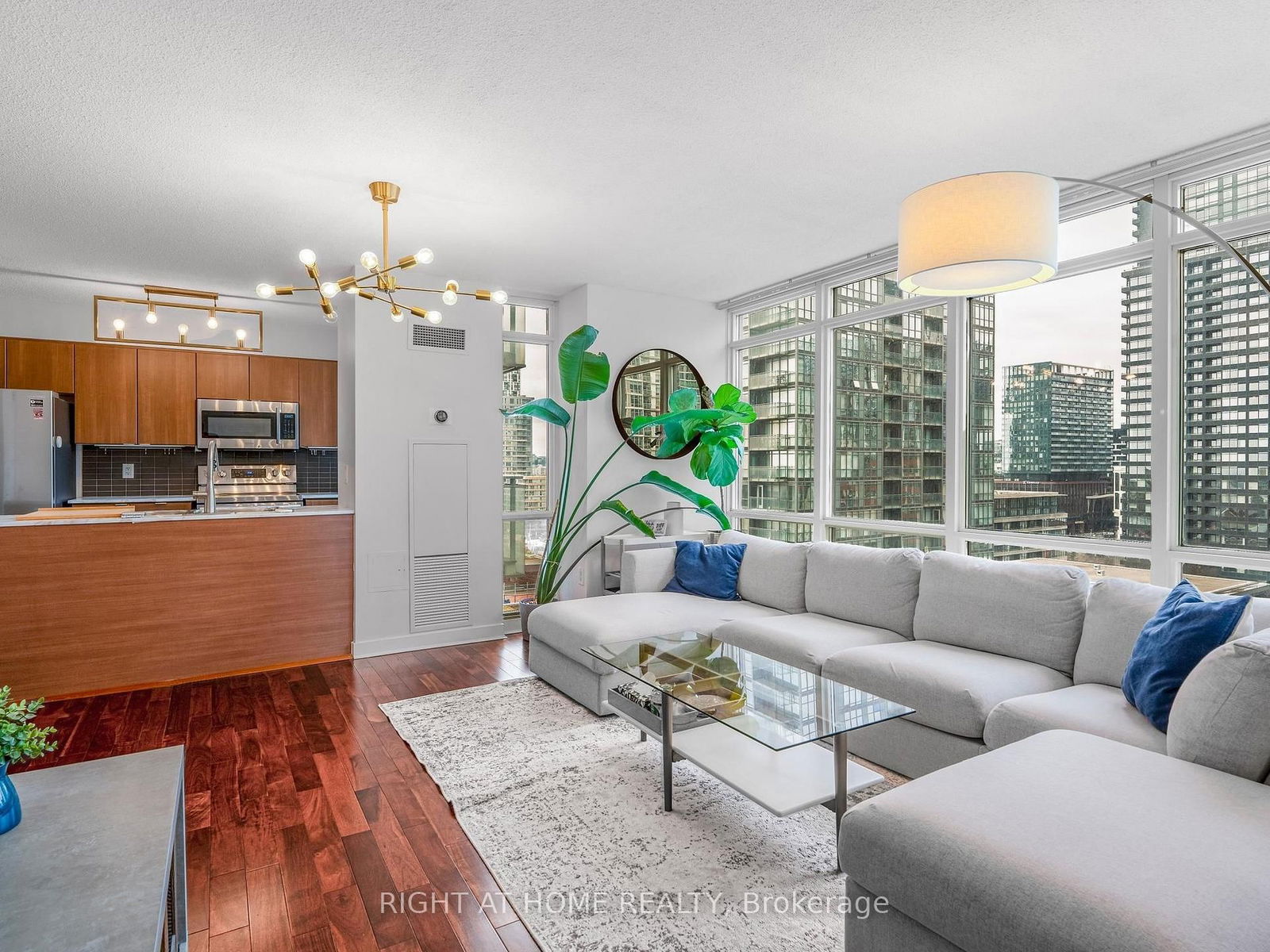 Condo for sale at 1706-11 Brunel Court, Toronto, Waterfront Communities C1, M5V 3Y3 - MLS: C12082460