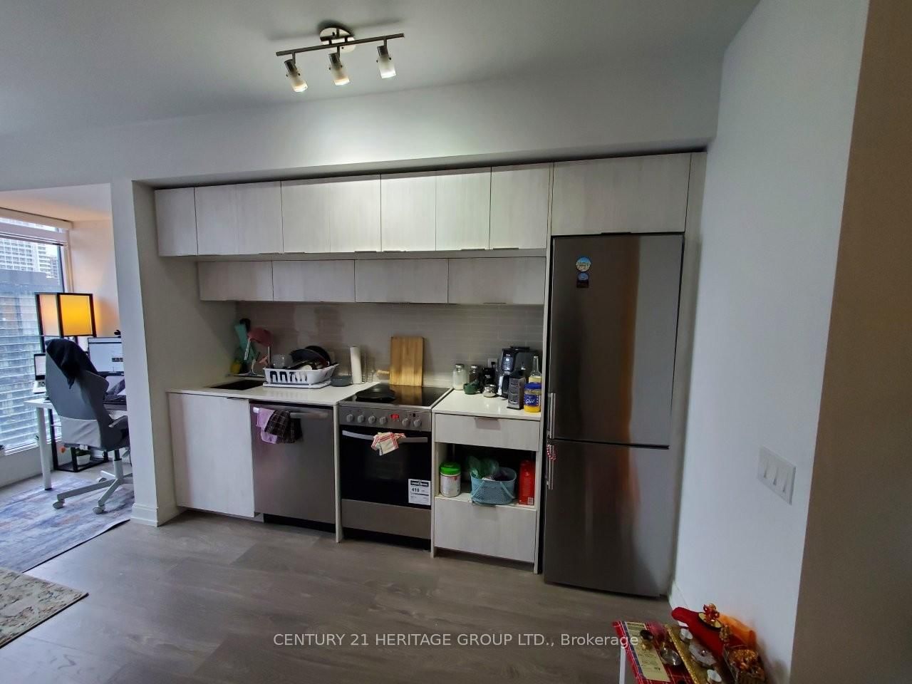 Condo for lease at 3207-181 Dundas Street, Toronto, Church-Yonge Corridor, M5A 0N5 - MLS: C12082488