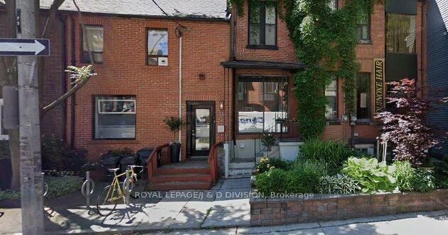 Office for lease at 2nd floor-11 Irwin Avenue, Toronto, Bay Street Corridor, M4Y 1L1 - MLS: C12083327