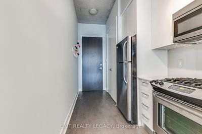 Unit 404 — 399 Adelaide St, Toronto - Waterfront Communities C1 image-0-3