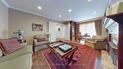 122 Hillmount Ave, Toronto - Englemount-Lawrence image-0-2