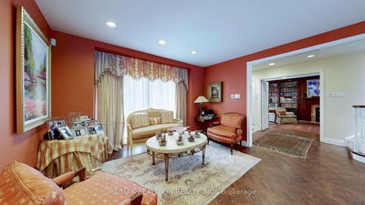 122 Hillmount Ave, Toronto - Englemount-Lawrence image-0-3