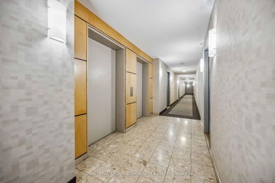 Unit 1010 — 255 Richmond St, Toronto - Moss Park image-0-3
