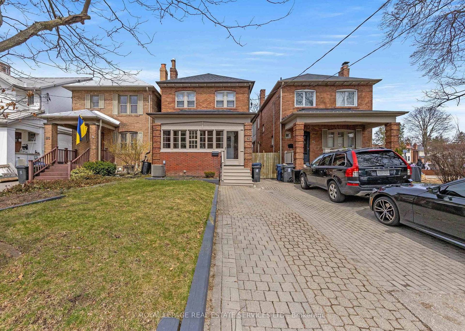 Listing Image 4