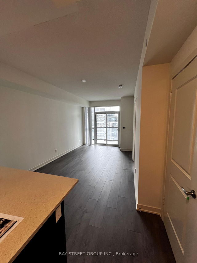 1902 - 4955 Yonge Street