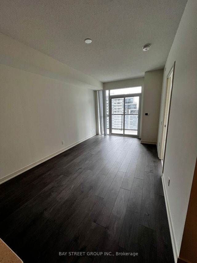1902 - 4955 Yonge Street