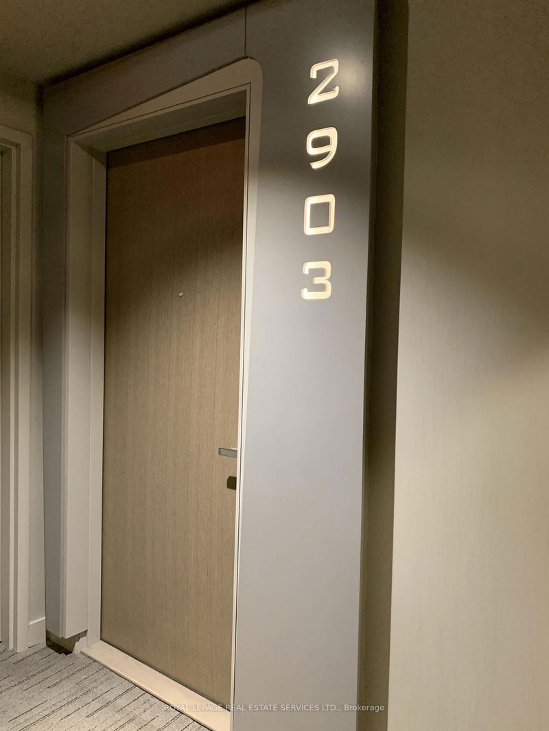 home for lease on 2903-1 Bloor Street E