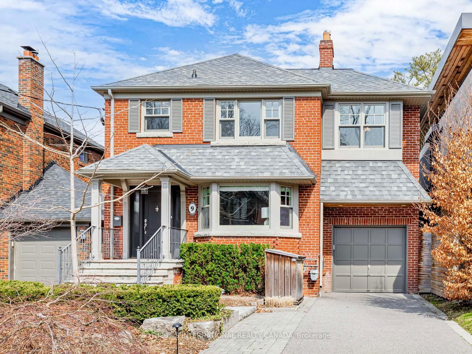 Detached House sold at 9 Tanager Avenue, Toronto, Leaside, M4G 3P9 - MLS: C12084494