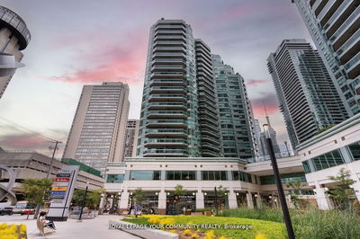 Unit 2402 — 10 Queens Quay, Toronto - Waterfront Communities C1