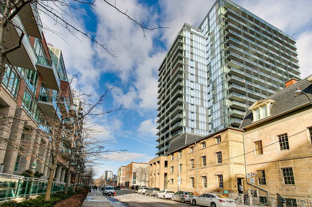 1405 - 105 George Street