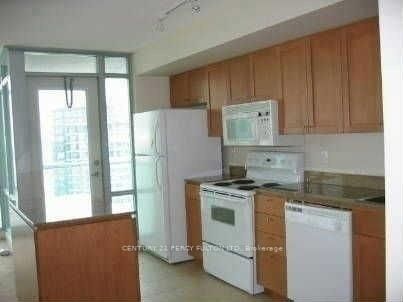 3610 - 81 Navy Wharf Court
