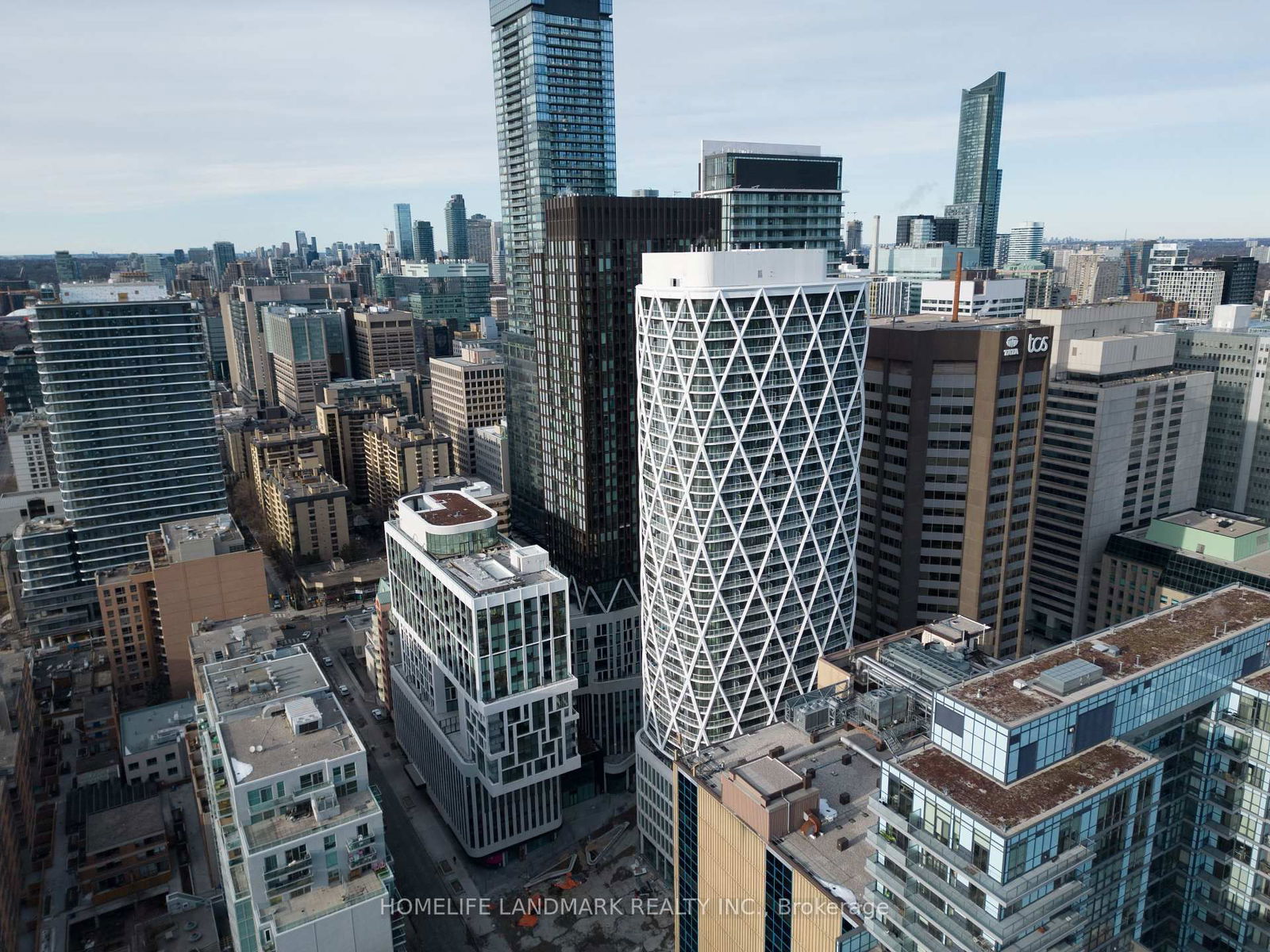 Condo leased at 2018-230 Simcoe Street, Toronto, Kensington-Chinatown, M5T 3B9 - MLS: C12085260