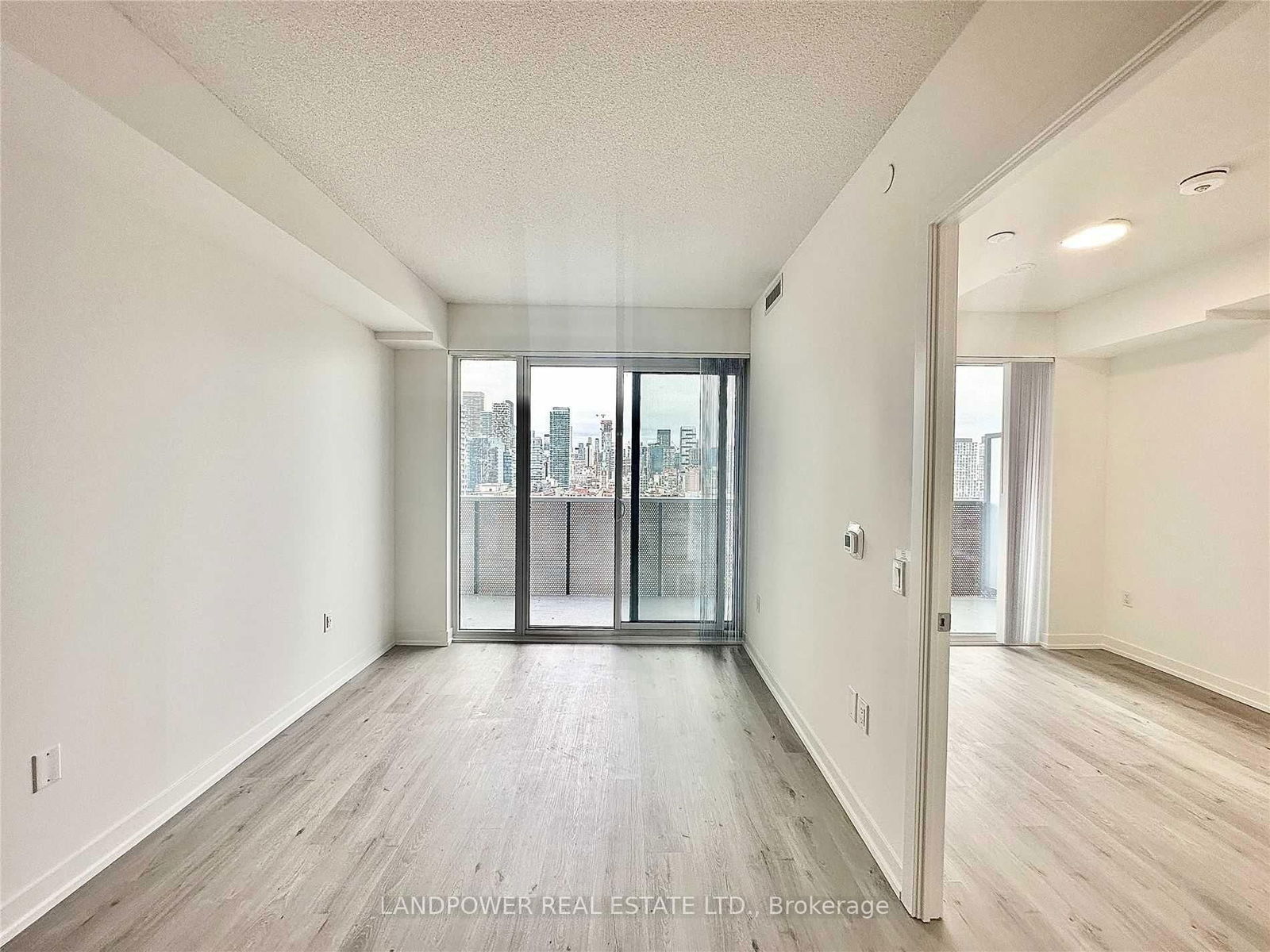 Condo for lease at 2001-138 Downes Street, Toronto, Waterfront Communities C8, M5E 0E4 - MLS: C12085303