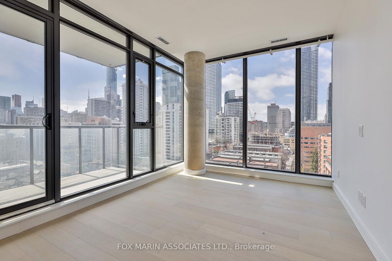 home for sale on 1003-81 Wellesley Street E