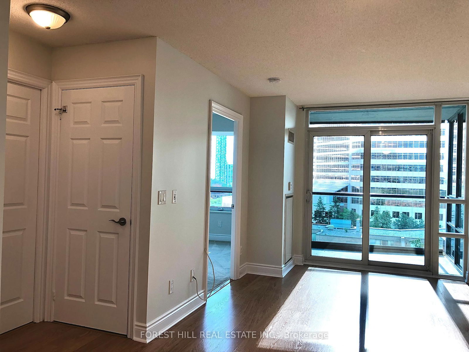 Condo for lease at 701-15 Greenview Avenue, Toronto, Newtonbrook West, M2M 4M7 - MLS: C12087173